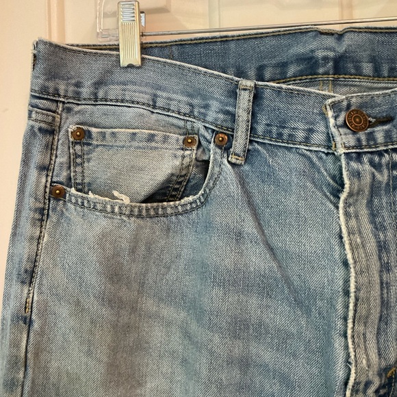 Levi’s 505 Jeans, Men’s 36” x 32”, Well Loved, Well Worn with Prefect Fraying. - Picture 2 of 16